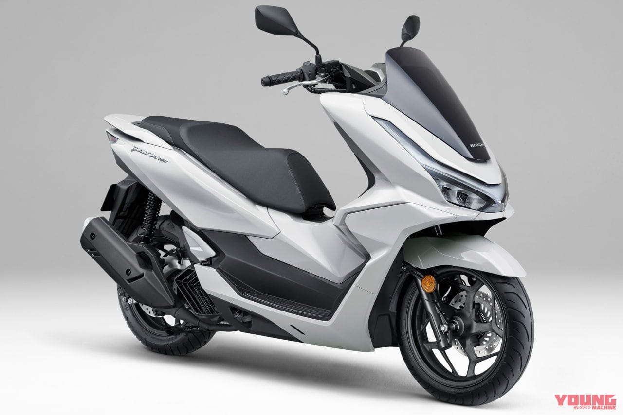 2025 HONDA PCX160|パールスノーフレークホワイト|ホンダPCX160〈いま国内で買える新型バイクカタログ|軽二輪(250-126cc)〉