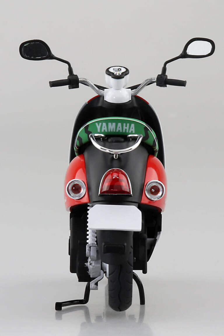 青島文化教材社 1/12充電させてもらえませんか?E-Vino|スイカヘルメットつき! 「出川哲朗の充電させてもらえませんか? E-Vino」プラモデルが登場