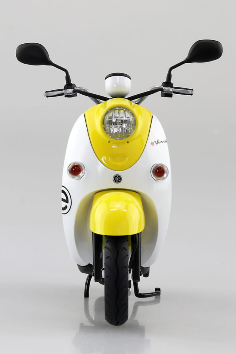 青島文化教材社 1/12充電させてもらえませんか?E-Vino|スイカヘルメットつき! 「出川哲朗の充電させてもらえませんか? E-Vino」プラモデルが登場