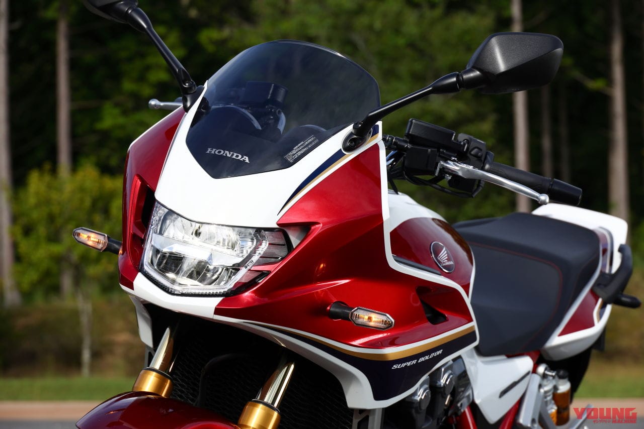 ホンダ|CB1300スーパーボルドールSP|威風堂々の余裕が持ち味のビッグネイキッド ホンダ「CB1300スーパーボルドールSP」試乗インプレッション