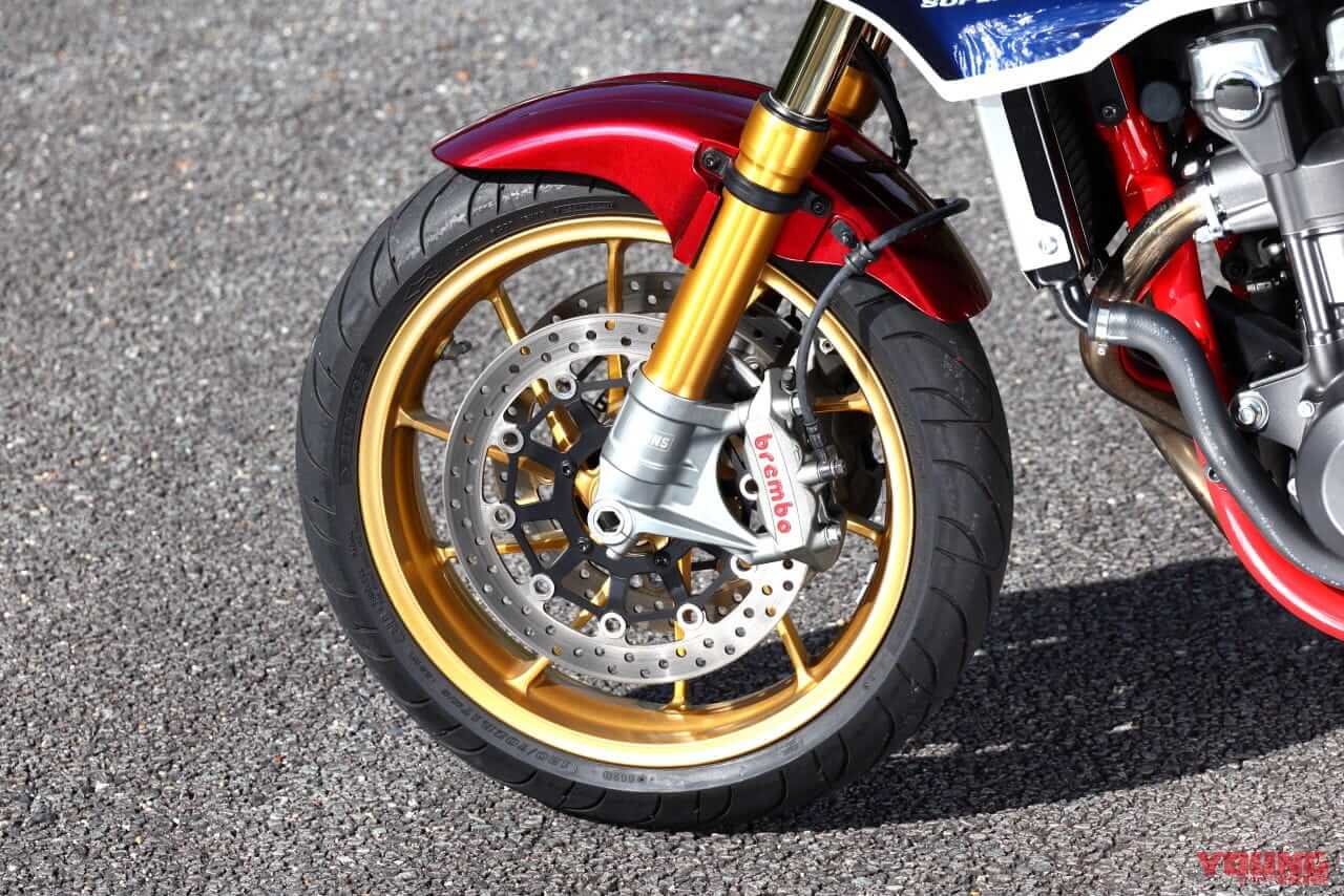 ホンダ|CB1300スーパーボルドールSP|威風堂々の余裕が持ち味のビッグネイキッド ホンダ「CB1300スーパーボルドールSP」試乗インプレッション