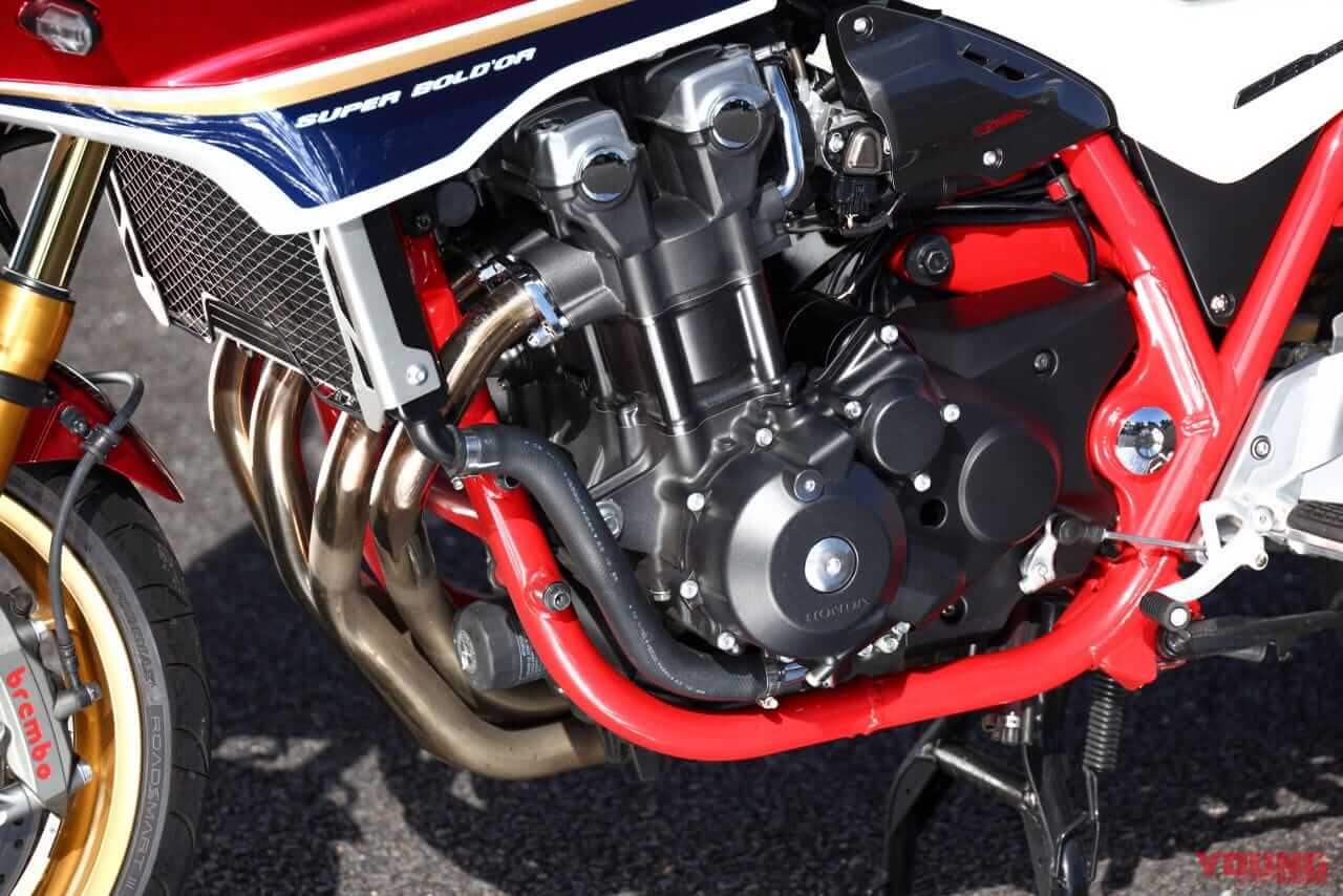 ホンダ|CB1300スーパーボルドールSP|威風堂々の余裕が持ち味のビッグネイキッド ホンダ「CB1300スーパーボルドールSP」試乗インプレッション