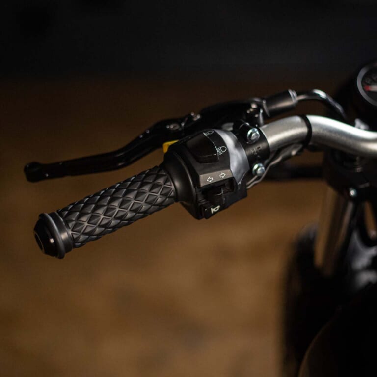 MUTT Motorcycles BENNYʼS.LTD.×JAPAN GT-SR 250|【限定20台】新車で買えるビンテージロードスター?! マットモーターサイクルズ「BENNYʼS.LTD.×JAPAN GT-SR 250」発売!!