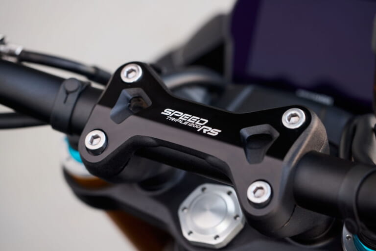 トライアンフ|スピードトリプル1200RS|2025年モデル|トライアンフ新型「スピードトリプル1200RS」登場! 222万5000円~227万円で4月発売
