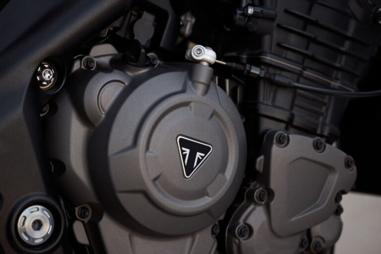 トライアンフ|スピードトリプル1200RS|2025年モデル|トライアンフ新型「スピードトリプル1200RS」登場! 222万5000円~227万円で4月発売