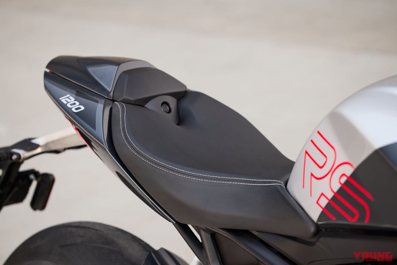 |トライアンフ新型「スピードトリプル1200RS」登場! 222万5000円~227万円で4月発売