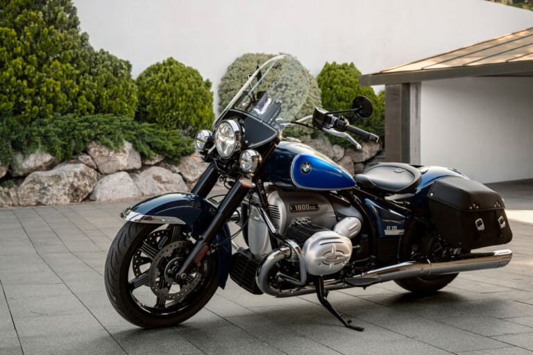 BMW R18 CLASSIC|最大のボクサーツイン搭載 BMW「R18」シリーズ5機種が外観向上や足まわり強化でモデルチェンジ!