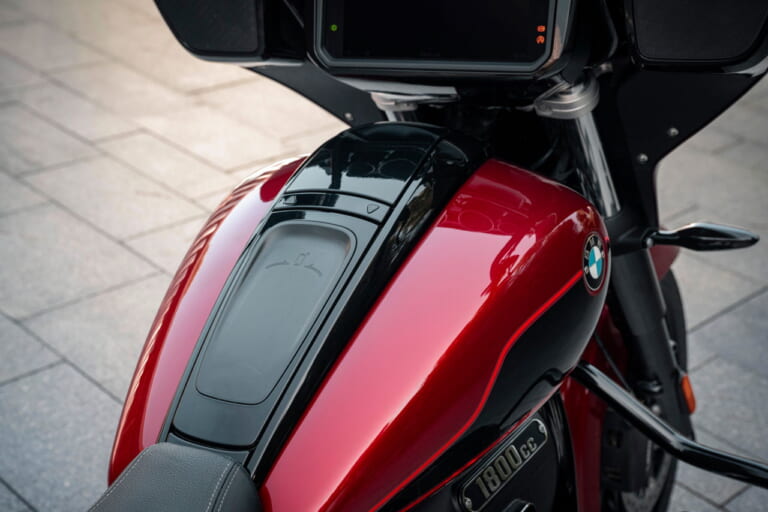 BMW R18 TRANSCONTINENTAL|最大のボクサーツイン搭載 BMW「R18」シリーズ5機種が外観向上や足まわり強化でモデルチェンジ!