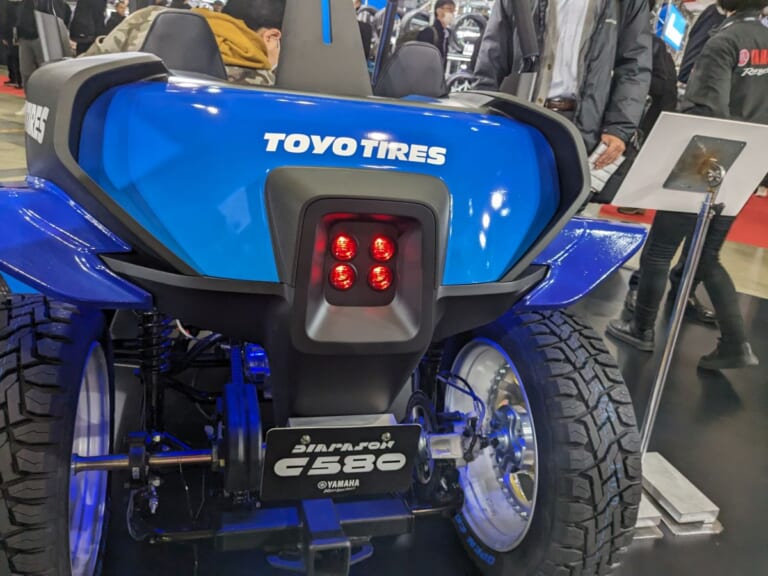 YAMAHA DIAPASON C580 Fork2|「ブルドーザー!?」ヤマハの汎用EV『DIAPASON』が遊び心くすぐりまくり「これは乗りたい!」