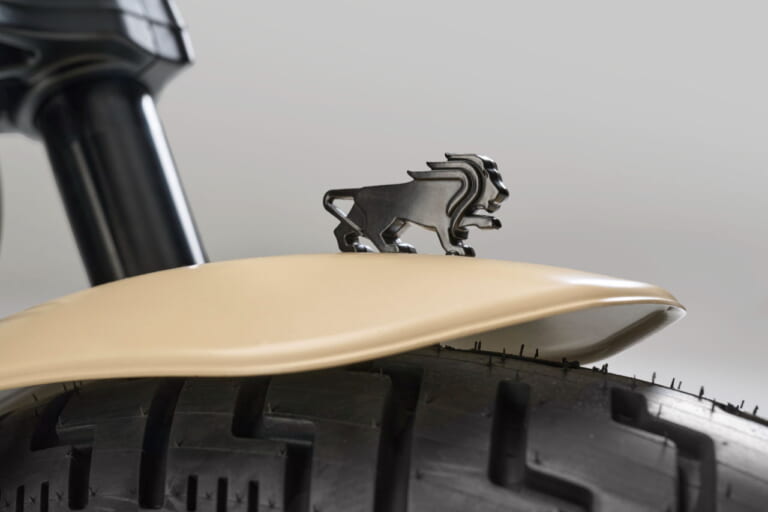 ベネリ|レオンチーノボバー400|「日本の免許制度にピッタリ」ベネリから400ccストリートクルーザーが登場! 「レオンチーノボバー400」国内導入熱望!