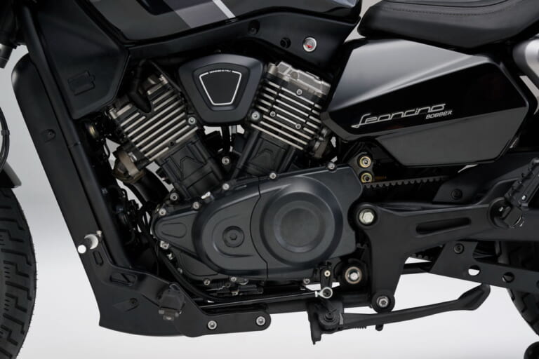 ベネリ|レオンチーノボバー400|「日本の免許制度にピッタリ」ベネリから400ccストリートクルーザーが登場! 「レオンチーノボバー400」国内導入熱望!