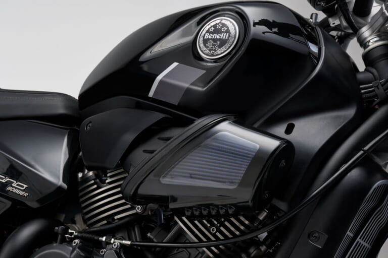 ベネリ|レオンチーノボバー400|「日本の免許制度にピッタリ」ベネリから400ccストリートクルーザーが登場! 「レオンチーノボバー400」国内導入熱望!