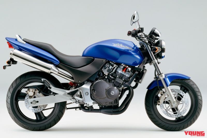 HONDA HORNET|ホーネット/バンディット/バリオスetc…スポーツ系の心臓を持った4気筒250ccネイキッドたち【1980~90年代】