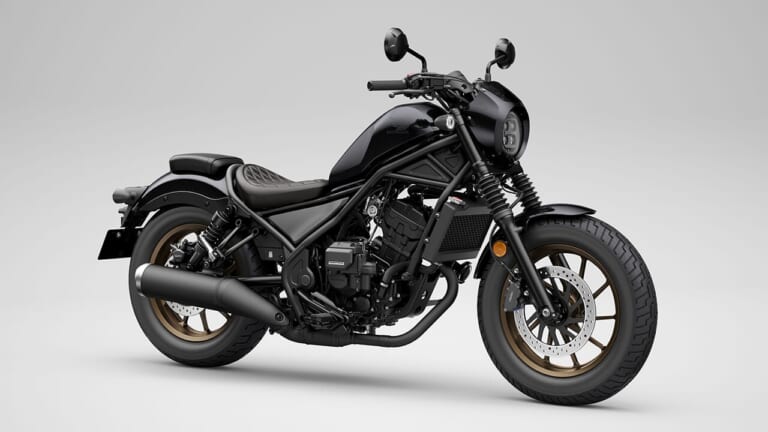 SエディションEクラッチ|「オシャレで乗りやすい」初心者にもおすすめの、普通二輪免許で乗れるアメリカンバイク5選【2025年2月版】
