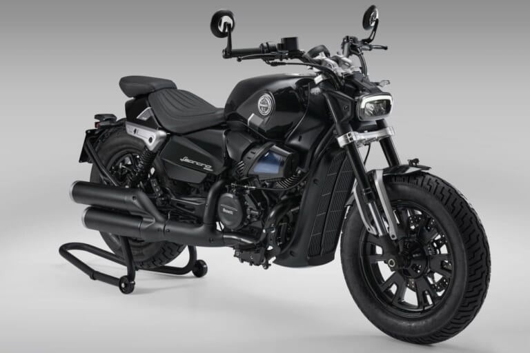 レオンチーノボバー400|「オシャレで乗りやすい」初心者にもおすすめの、普通二輪免許で乗れるアメリカンバイク5選【2025年2月版】