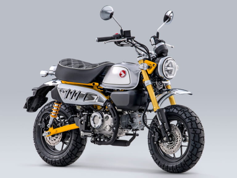 ホンダ|モンキー125|2023年モデル|【比較】ダックス125とモンキー125は似ているようで乗れる免許も違う! タンデムできるのは?