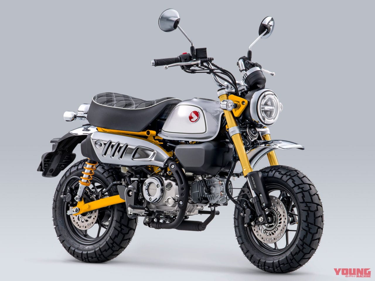 |【比較】ダックス125とモンキー125は似ているようで乗れる免許も違う! タンデムできるのは?