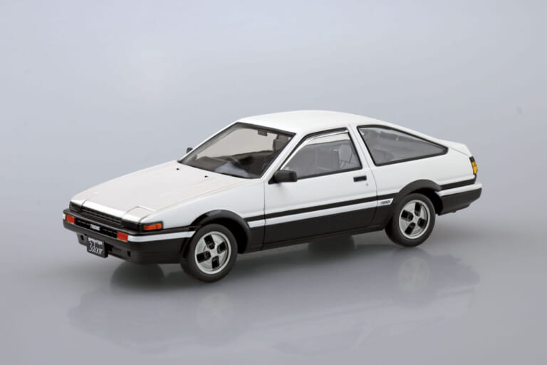 青島文化教材社 トヨタ スプリンタートレノAE86|精巧なプラモで知られるアオシマから、新旧ハチロク/Z/ウマ娘痛車ランエボが続々登場