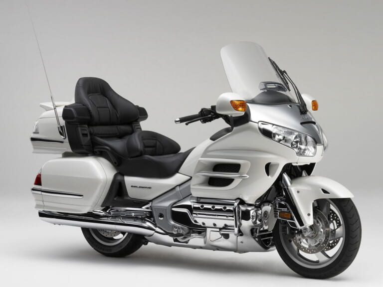 HONDA GOLDWING|中古相場もわかる! 唯一無二の”キング”ツアラー:ホンダ「ゴールドウイング」歴代モデル図鑑【1975~2025】