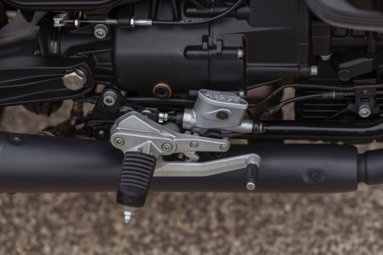 モトグッツィ|V7スポルト|2025年モデル|伝説のモトグッツィ「V7スポルト」が復活!! 倒立フォークなどを装備して2/26受注開始、8月出荷へ【新型V7シリーズ】