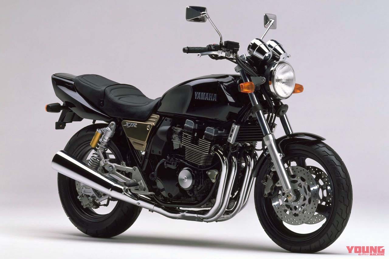 |「ハイスペック空冷4気筒」の独自路線 1995年ヤマハ『XJR400R』【柏 秀樹の昭和~平成 カタログ蔵出しコラム Vol.14】