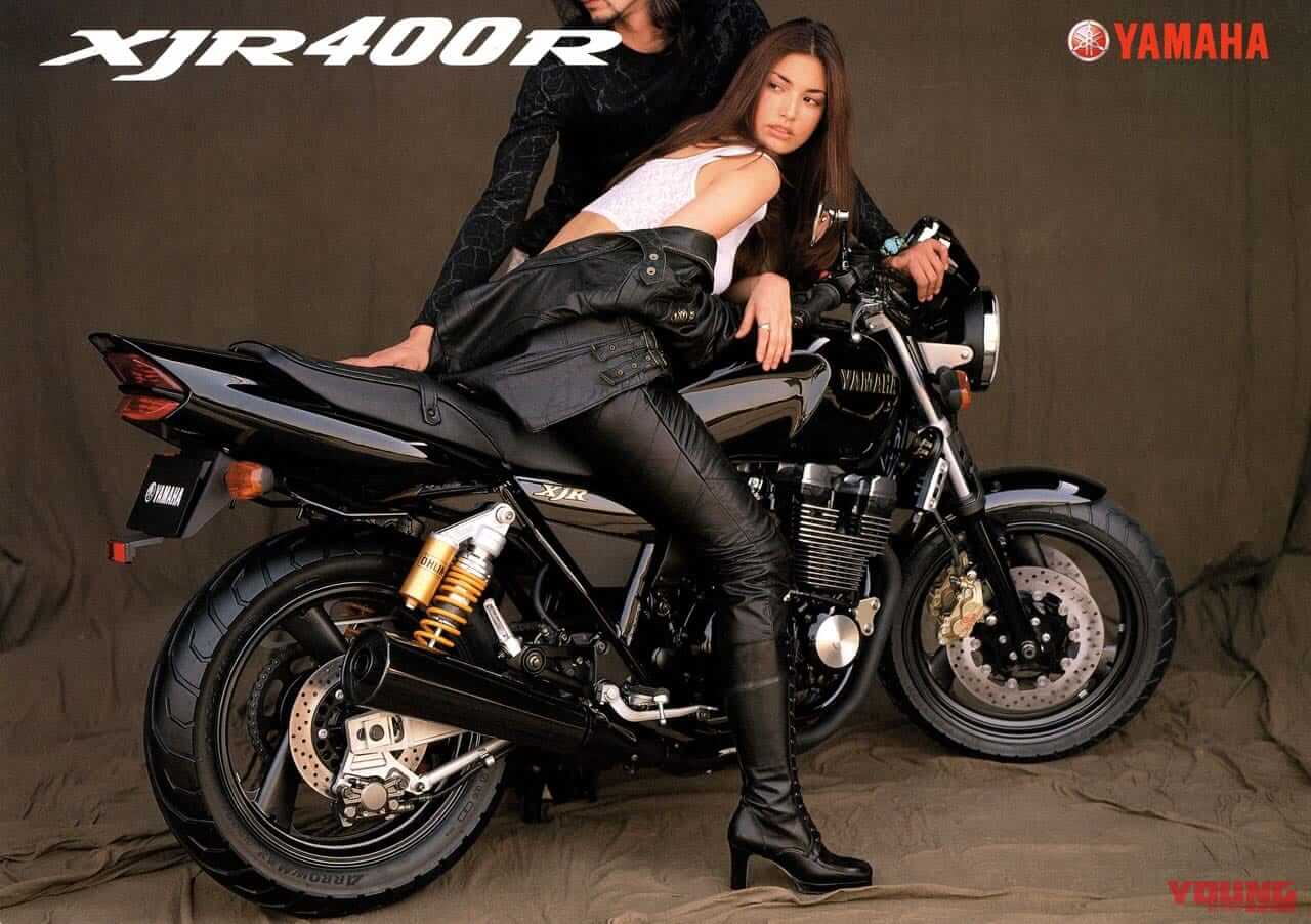 ヤマハ|XJR400R|1998年モデル|「ハイスペック空冷4気筒」の独自路線 1995年ヤマハ『XJR400R』【柏 秀樹の昭和~平成 カタログ蔵出しコラム Vol.14】