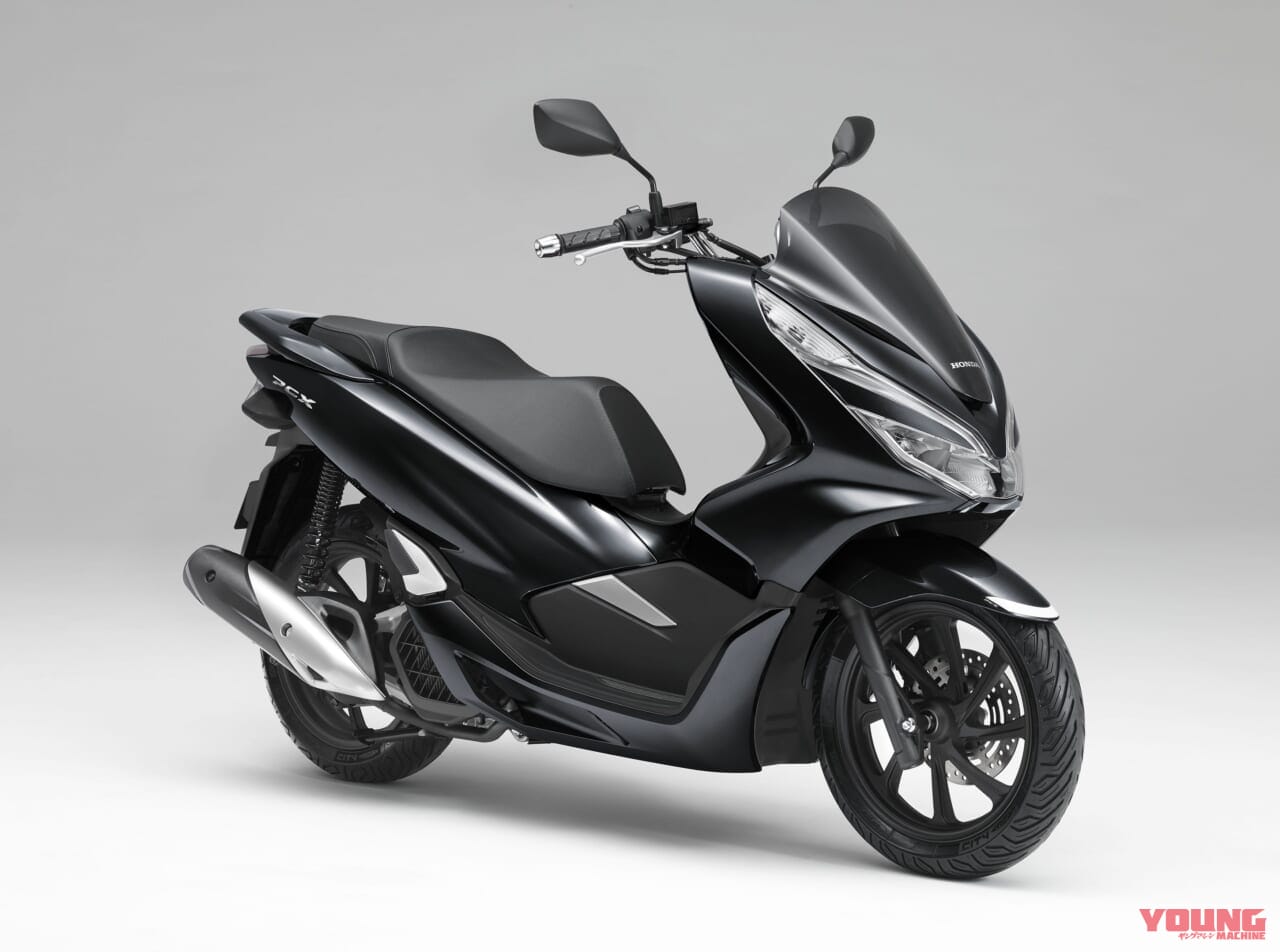 HONDA PCX|定番125ccスクーター! ホンダ「PCX」歴代モデル図鑑【2018年モデル:「美しさと力強さ」がコンセプト】