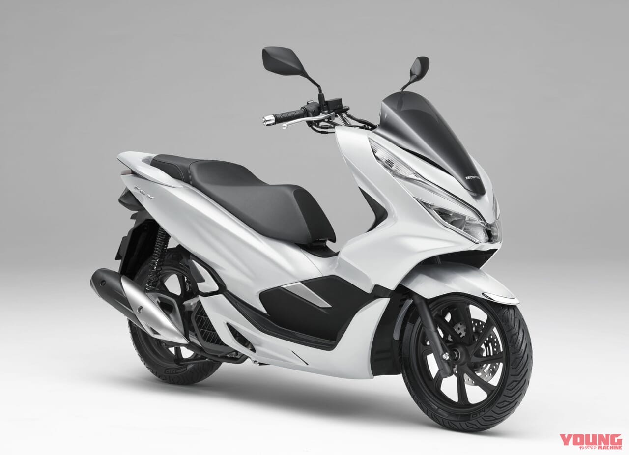 HONDA PCX|定番125ccスクーター! ホンダ「PCX」歴代モデル図鑑【2018年モデル:「美しさと力強さ」がコンセプト】