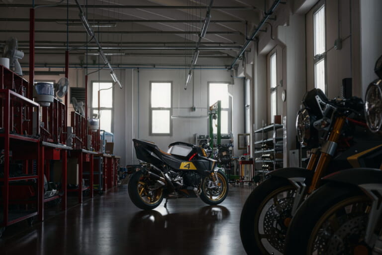 ビモータ|KB4RC|いわばイタリア製『Z1000RS』?! 新生ビモータ第2弾「KB4RC」473万円で3/25発売へ