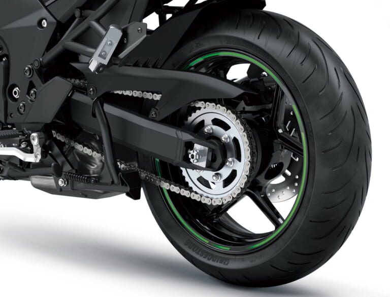 カワサキ|ヴェルシス1100SE|2025年モデル|カワサキが新型車「ヴェルシス1100 SE」国内向けモデルを発表! 排気量増大で大幅パワーアップ