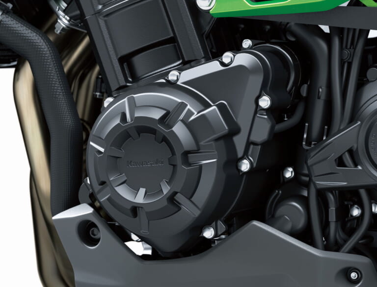 カワサキ|Z900 SE|2025年モデル|カワサキ新型「Z900SE」4/12発売! デザイン刷新のほか燃費改善やカワサキ初のターンバイターンナビ獲得も