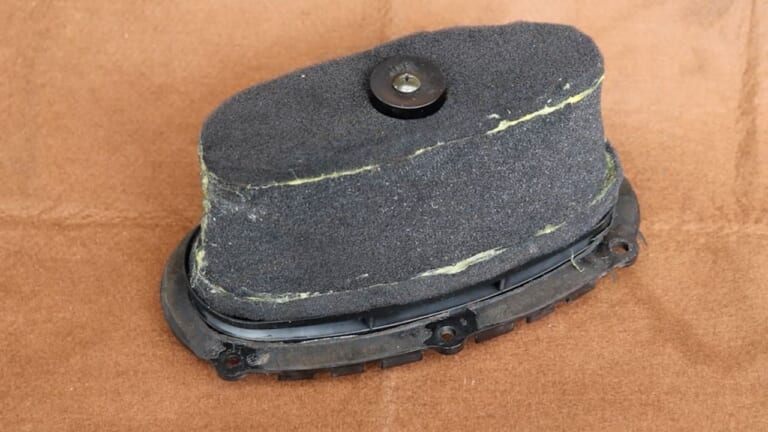 絶版車の欠品エアクリーナーをDIYしよう!【スズキRG400ガンマ復活作戦】|絶版車のエアクリーナーが欠品? 実はDIYできるよ!【スズキRG400ガンマ復活作戦】