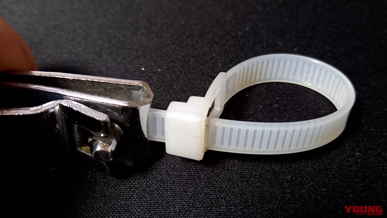 |結束バンドの切りっぱなしは危険! ケガを防ぐ3+1通りの裏技