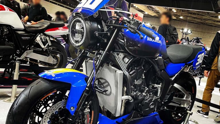 「顔に書いてあるじゃん！」鉄馬レース参戦も決定的?! 「モリワキCB1000F」は新生CB版の“モリワキモンスター”だ【大阪MCショー出展車】