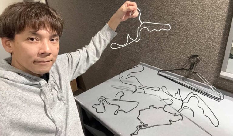 「100均ハンガーでMotoGPサーキット」制作の激レアさん発見：実は“RVF(NC35)が好きすぎて2台目も作っちゃう”剛の者だった