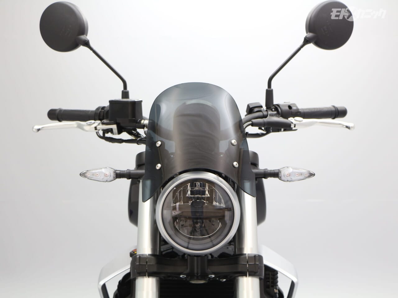 ENDURANCE｜メーターバイザーセット(スモーク)+取り付けキット｜[ハーレーカスタム] X350/X500：街乗り実用派に嬉しいカスタムパーツ〈エンデュランス〉