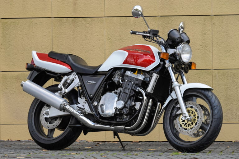 ホンダ|CB1000スーパーフォア|【ホンダCB1000F コンセプト】1300の“乗ってみろ”から劇的チェンジ!! 次世代のCBは最新性能を気軽&快適に味わえる【開発者ロングインタビュー】