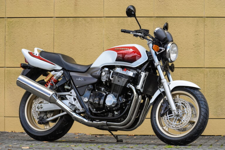 ホンダ|CB1300スーパーフォア|SC40|【ホンダCB1000F コンセプト】1300の“乗ってみろ”から劇的チェンジ!! 次世代のCBは最新性能を気軽&快適に味わえる【開発者ロングインタビュー】