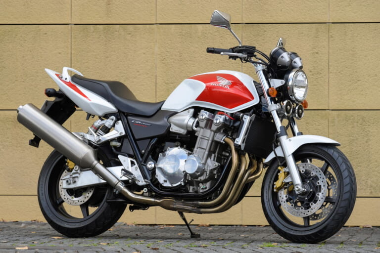 ホンダ|CB1300スーパーフォア|SC54|【ホンダCB1000F コンセプト】1300の“乗ってみろ”から劇的チェンジ!! 次世代のCBは最新性能を気軽&快適に味わえる【開発者ロングインタビュー】
