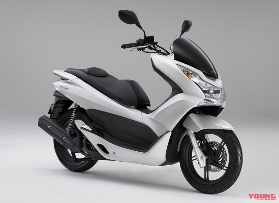 HONDA PCX|定番125ccスクーターの変化を一気見! ホンダ「PCX」歴代モデル図鑑【2010~2025年モデル】
