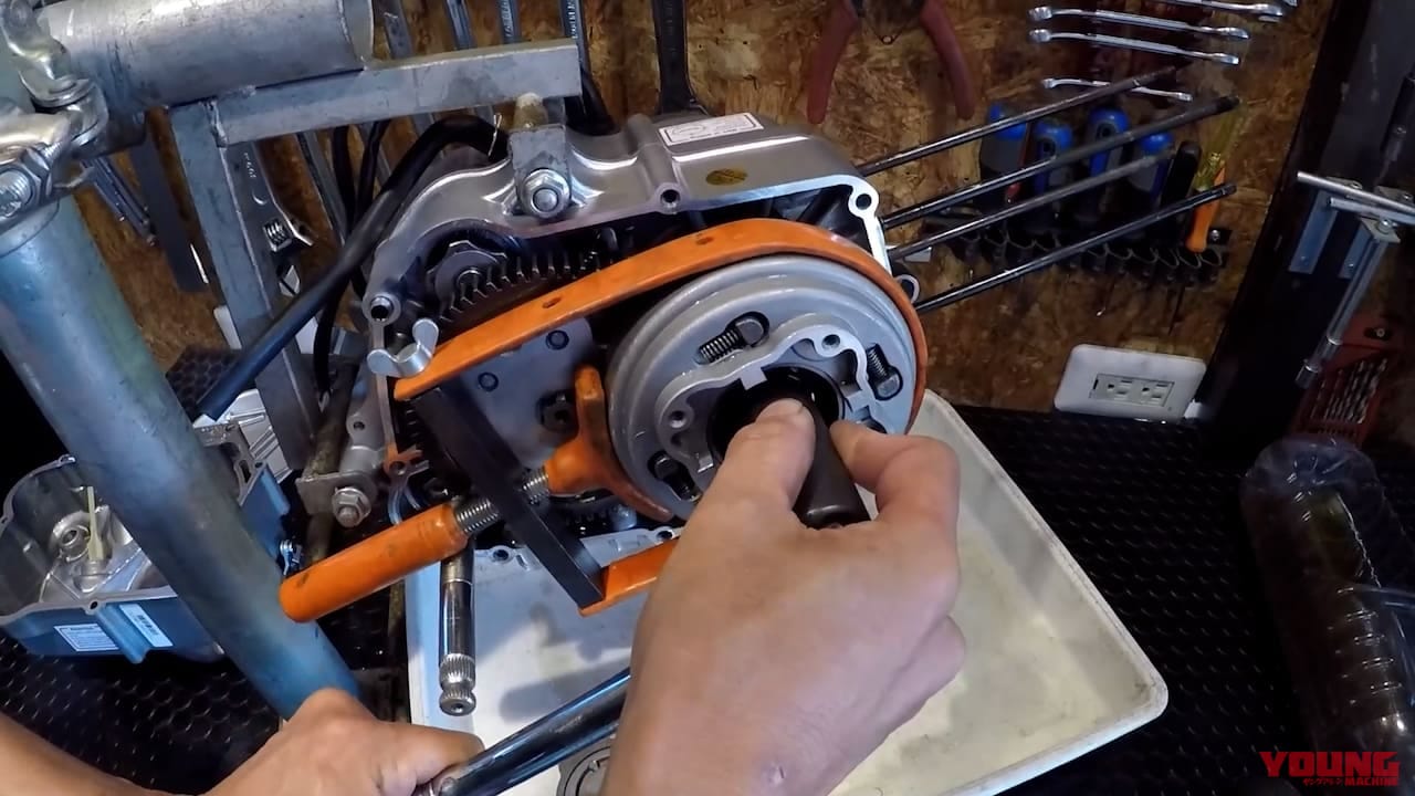 整備やメンテは素手派? 軍手派? 手袋派? 実はそれぞれにメリットと落とし穴があるぞ!【DIY整備ビギナーズ】|整備やメンテ時は素手派? 軍手派? 手袋派? 実はそれぞれにメリットと落とし穴があるぞ!【DIY整備ビギナーズ】