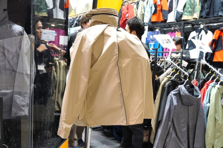 ワークマン|レインジャケット|【ワークマン】「梅雨入りしてからじゃ遅いっ!!」「この価格でライダー用としてほぼ完璧?!」プレミアムなレインジャケットが新登場!