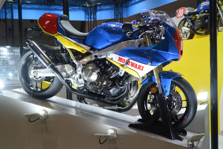 FORESIGHT|伝説のマフラー”モリワキ フォーサイト”の復活と歴史的モデル群【当時のレースマシンも登場】