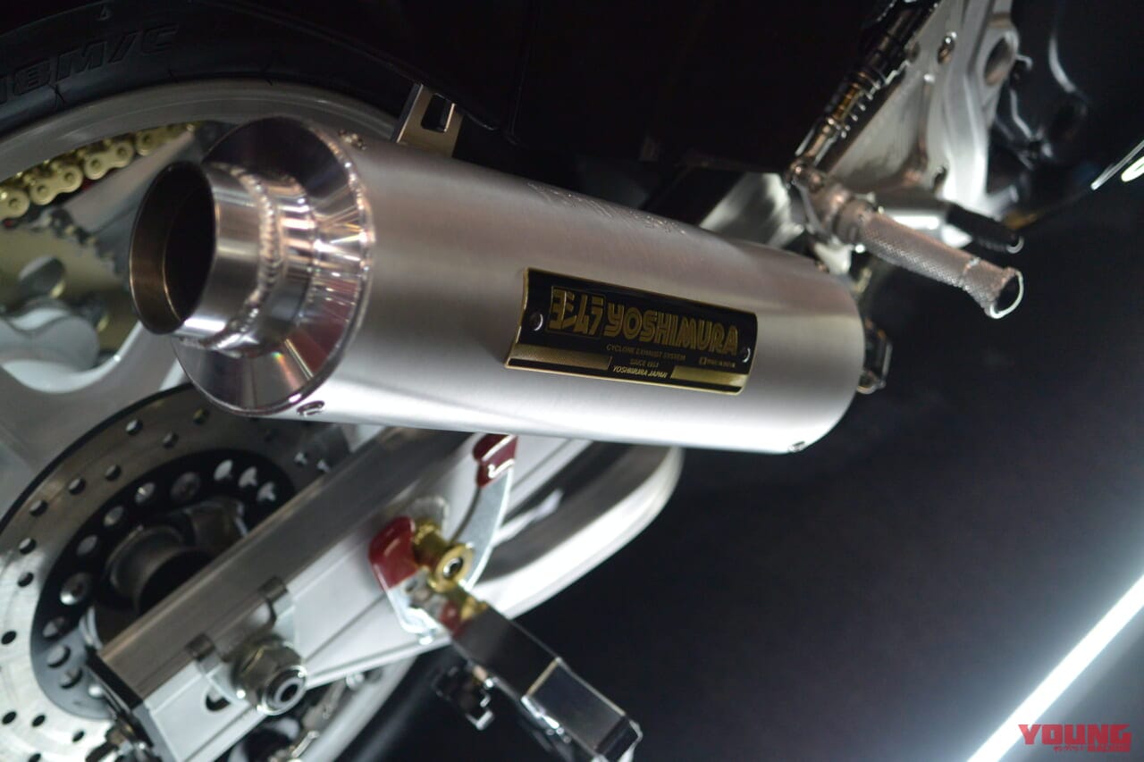 ヨシムラGSX-R750＃604コンプリートマシン Duplexチタンサイクロンマフラー｜「伝説の604号車」完全復活?! ヨシムラのGSX-R750コンプリートマシン、オークション販売へ