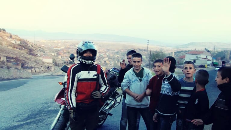 タンデム・ロード|「427日間、60000kmをBMW R1200GSで走破」ロードムービー『タンデム・ロード』が2025年の初夏公開