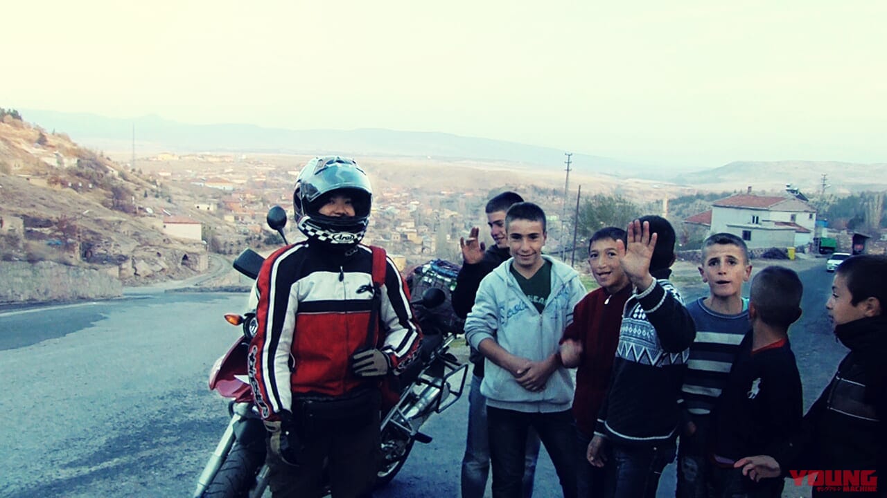 タンデム・ロード|「427日間、60000kmをBMW R1200GSで走破」ロードムービー『タンデム・ロード』が2025年の初夏公開