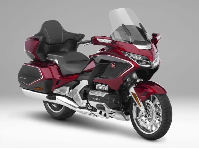 HONDA GOLDWING|ツアラーの新次元へ:ホンダ「ゴールドウイング」歴代モデル図鑑【2018年モデル】