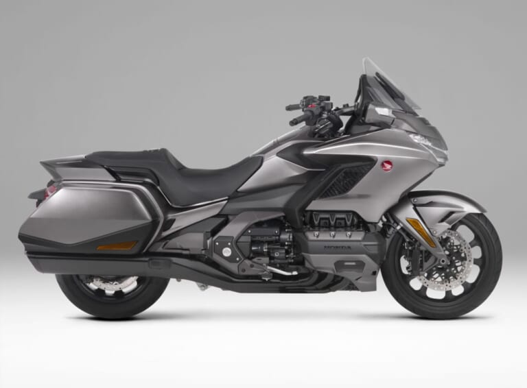 HONDA GOLDWING|ツアラーの新次元へ:ホンダ「ゴールドウイング」歴代モデル図鑑【2018年モデル】