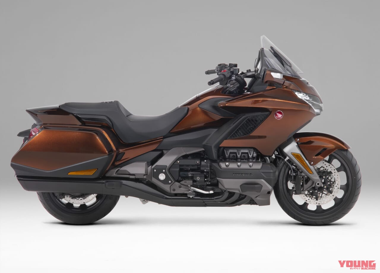HONDA GOLDWING|ツアラーの新次元へ:ホンダ「ゴールドウイング」歴代モデル図鑑【2018年モデル】