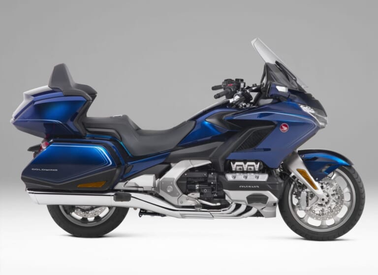 HONDA GOLDWING|ツアラーの新次元へ:ホンダ「ゴールドウイング」歴代モデル図鑑【2018年モデル】